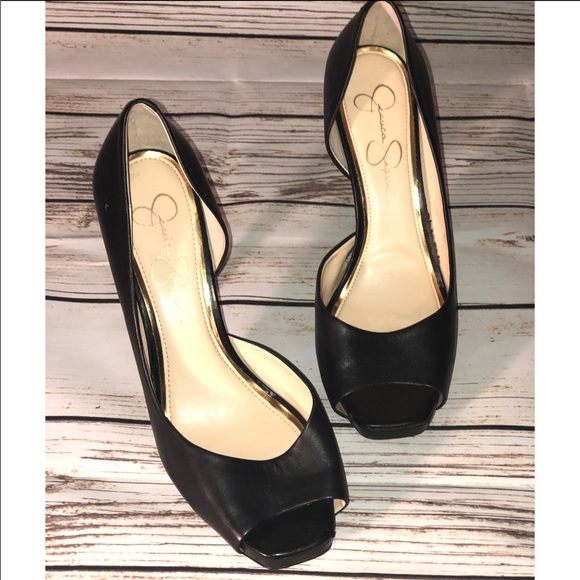 Jessica Simpson heels - Picture 2 of 6